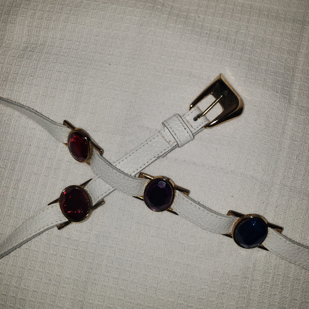 Vintage 70s/80s white leather belt with multi colored (pink, purple, amber, 38"